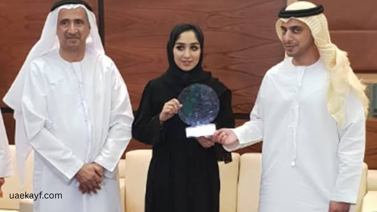 Ousha Al Suwaidi A Legendary Poetess of UAE Fatat Al Arab